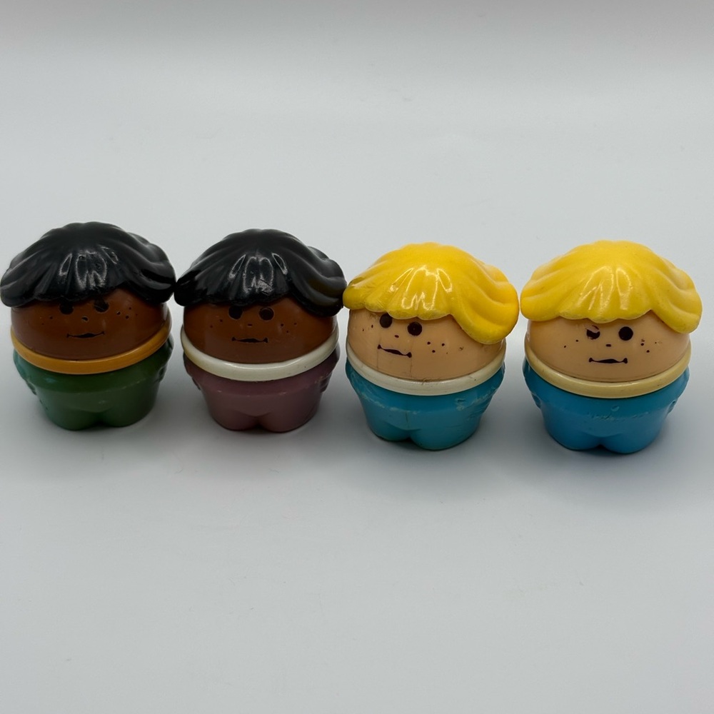 Lot 4 Vintage LITTLE TIKES Toddle Tots Chunky Figures dark and light skin tones